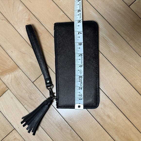 NWOT Pebbled Black Leather Wallet Clutch Wristlet with Tassel and zipper detail - Picture 3 of 9